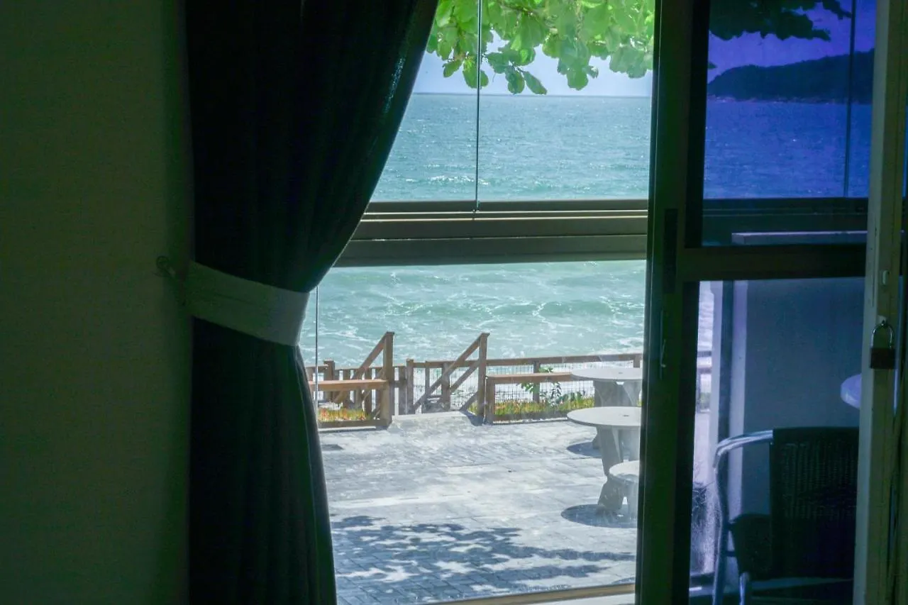 Apartamento 108 - De Frente Para O Mar Dos Ingleses - Pe Na Areia - 4 Pessoas Florianopolis Brazil