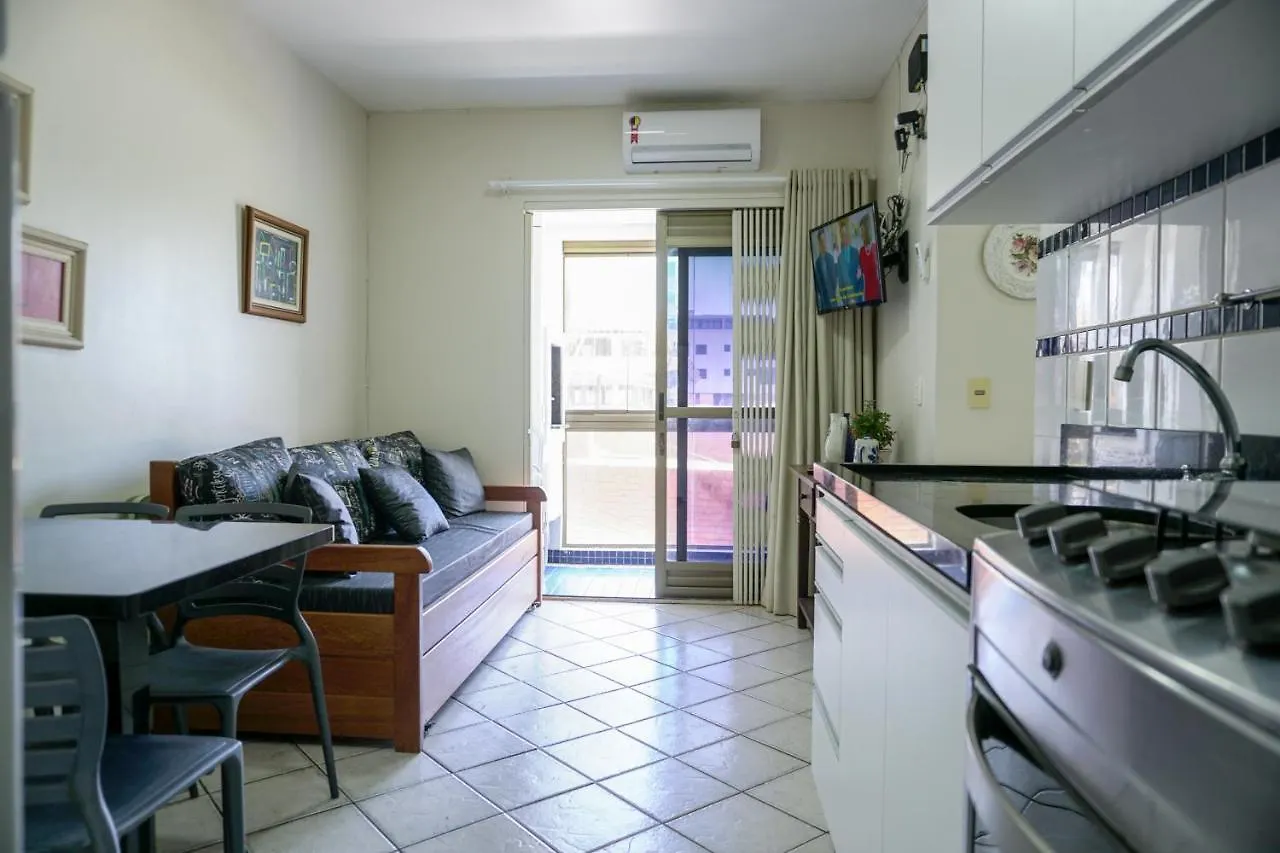 Apartamento 108 - De Frente Para O Mar Dos Ingleses - Pe Na Areia - 4 Pessoas Florianopolis Brazil