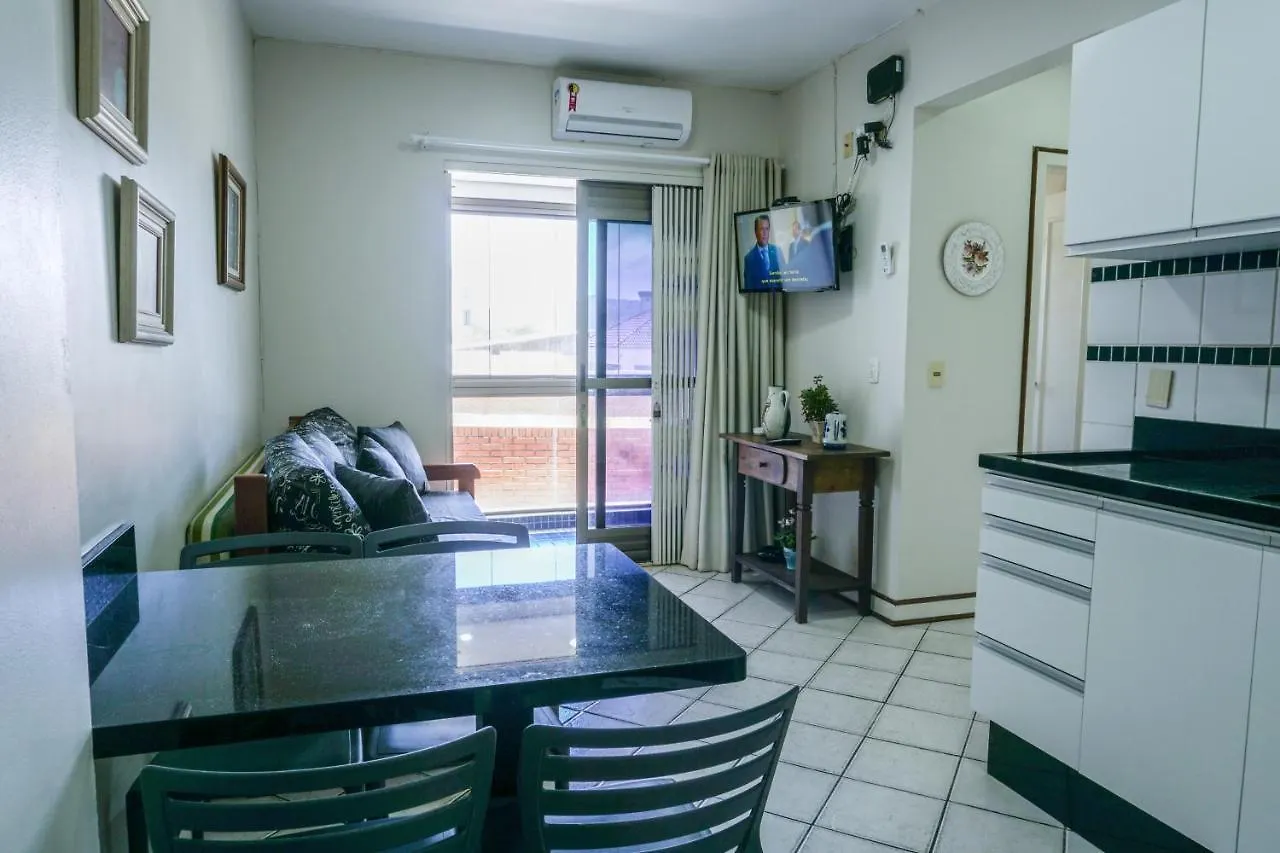 Apartment Apartamento 108 - De Frente Para O Mar Dos Ingleses - Pe Na Areia - 4 Pessoas Florianopolis